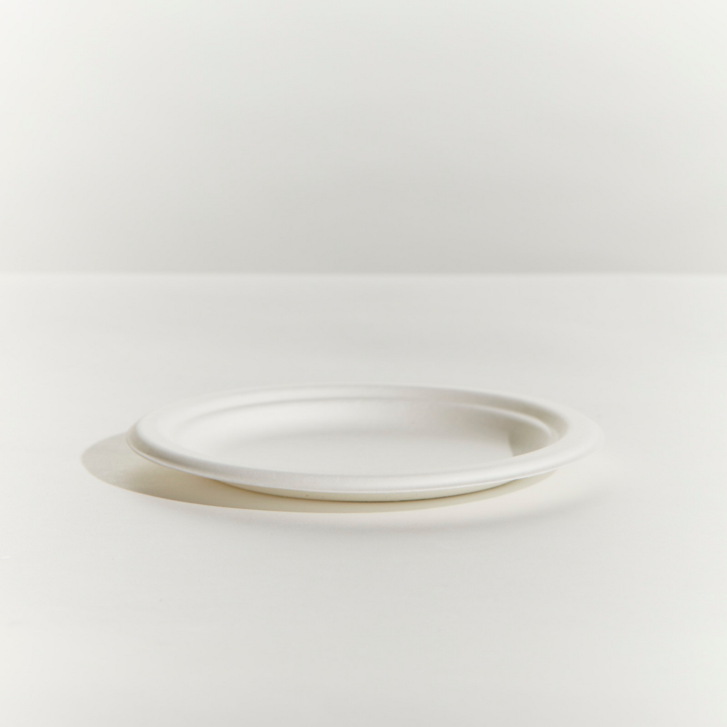 SUGAR CANE - ROUND PLATE - 7 INCH