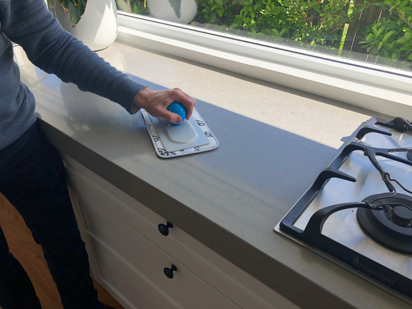 DUOP MOP - ALL IN ONE ADVANCED ERGONOMIC CLEANING SYSTEM